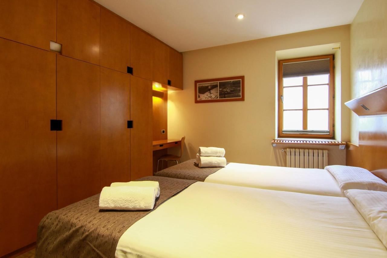 Apartaments Vall De Nuria 케랄브스 외부 사진