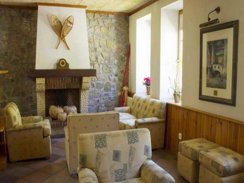 Apartaments Vall De Nuria 케랄브스 외부 사진