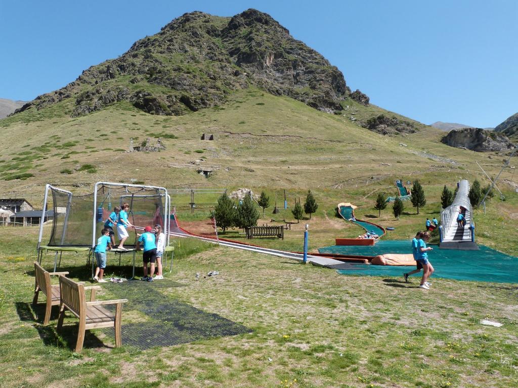 Apartaments Vall De Nuria 케랄브스 외부 사진