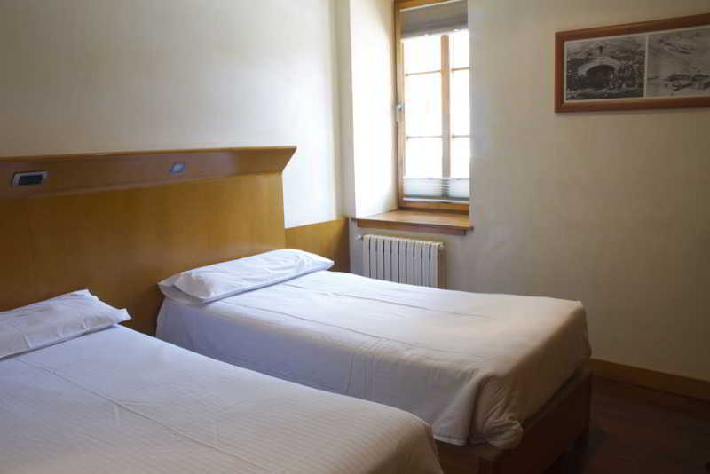 Apartaments Vall De Nuria 케랄브스 외부 사진